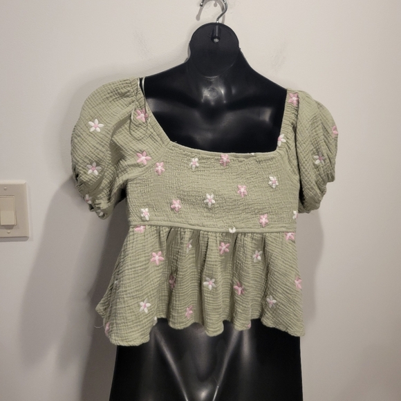 Altard State Size L Olivia Flower Embroidered Babydoll Gauzy Cotton Top - Picture 3 of 6